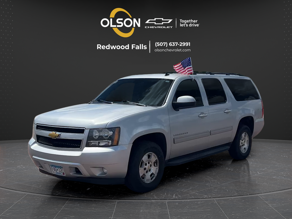 Silver Ice Metallic 2014 Chevrolet Suburban SUV / Crossover Four-Wheel Drive 6-Speed Automatic Overdrive