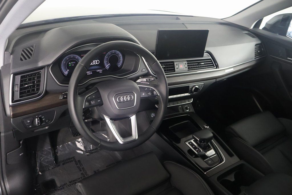 Thumbnail: 2024 Audi Q5 - 7
