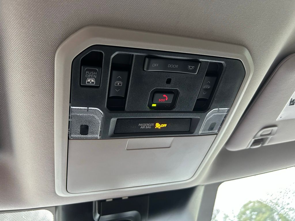 Thumbnail: 2024 Toyota Tundra - 31