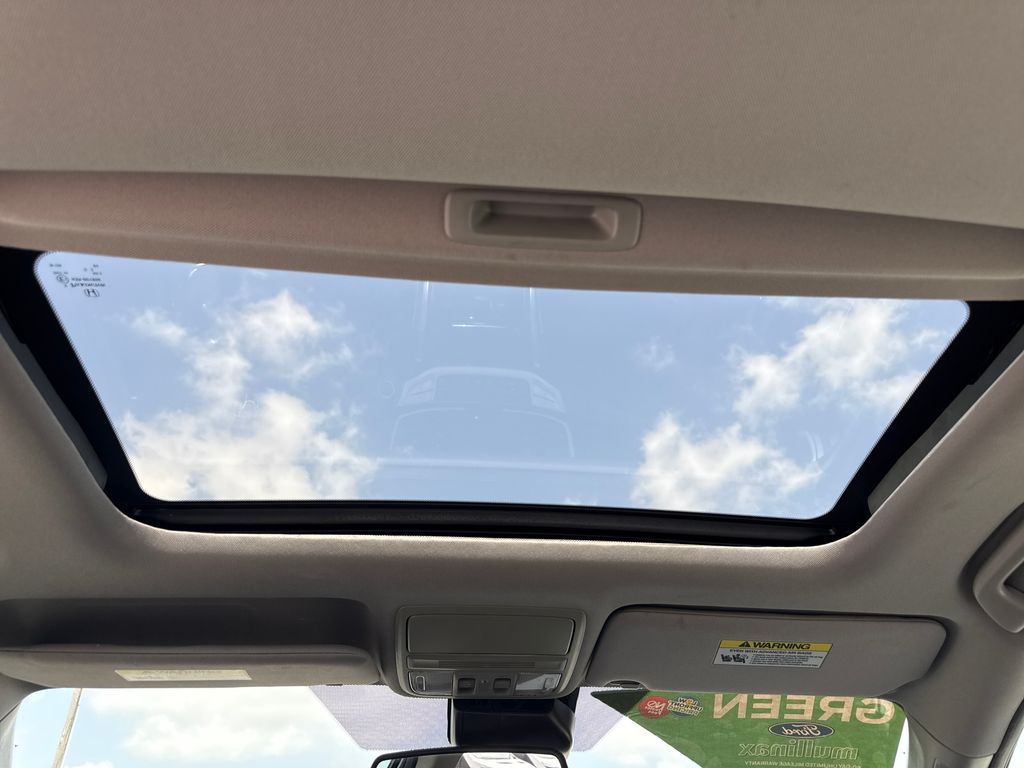 Used 2014  Honda EX-L image 7