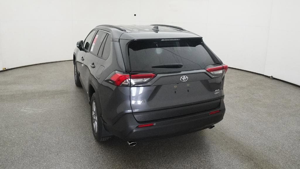 Thumbnail: 2025 Toyota RAV4 - 32