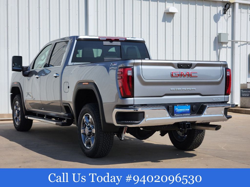 2025 GMC Sierra 2500HD SLT 3