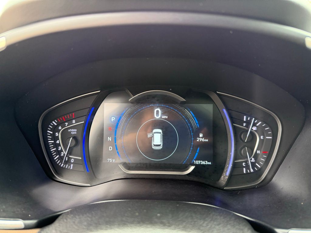 Thumbnail: 2019 Hyundai Santa Fe - 16