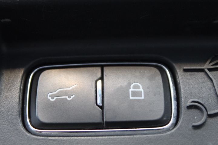 Used Car 2020 Ford Explorer  Limited For Sale Under $25,000 In Georgetown, Texas