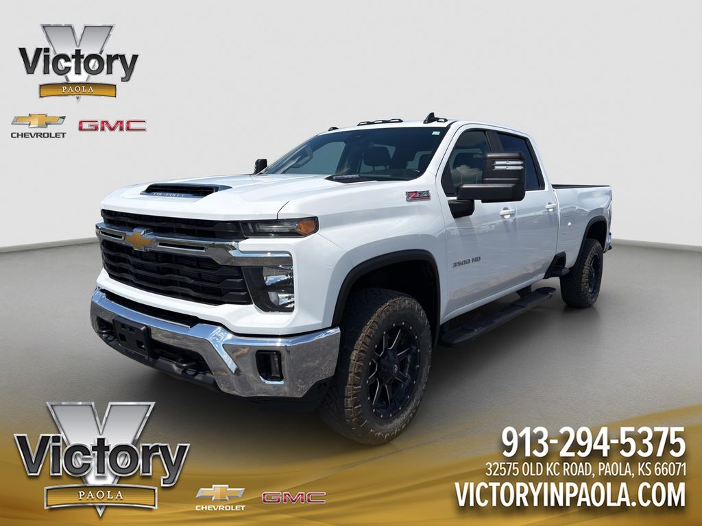  2025 Chevrolet Silverado 3500HD LT Crew Cab 4WD   