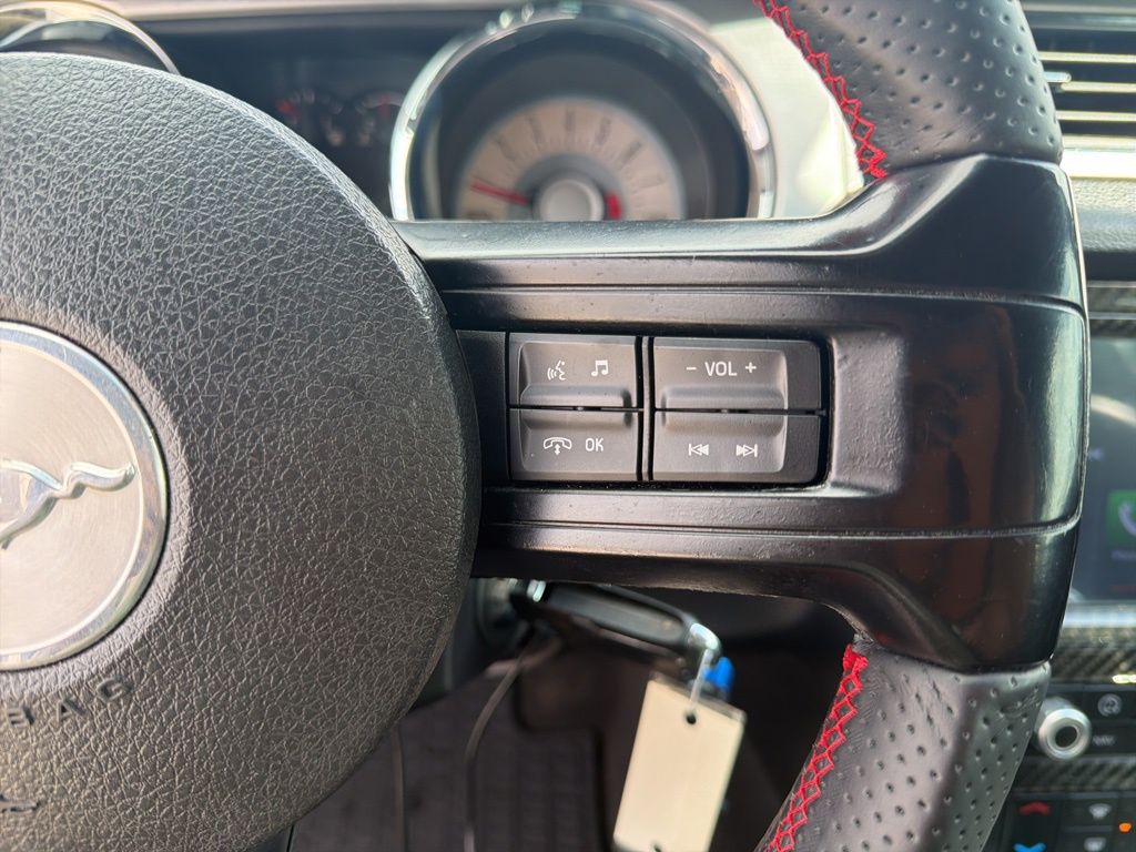 2011 Ford Mustang V6 Premium