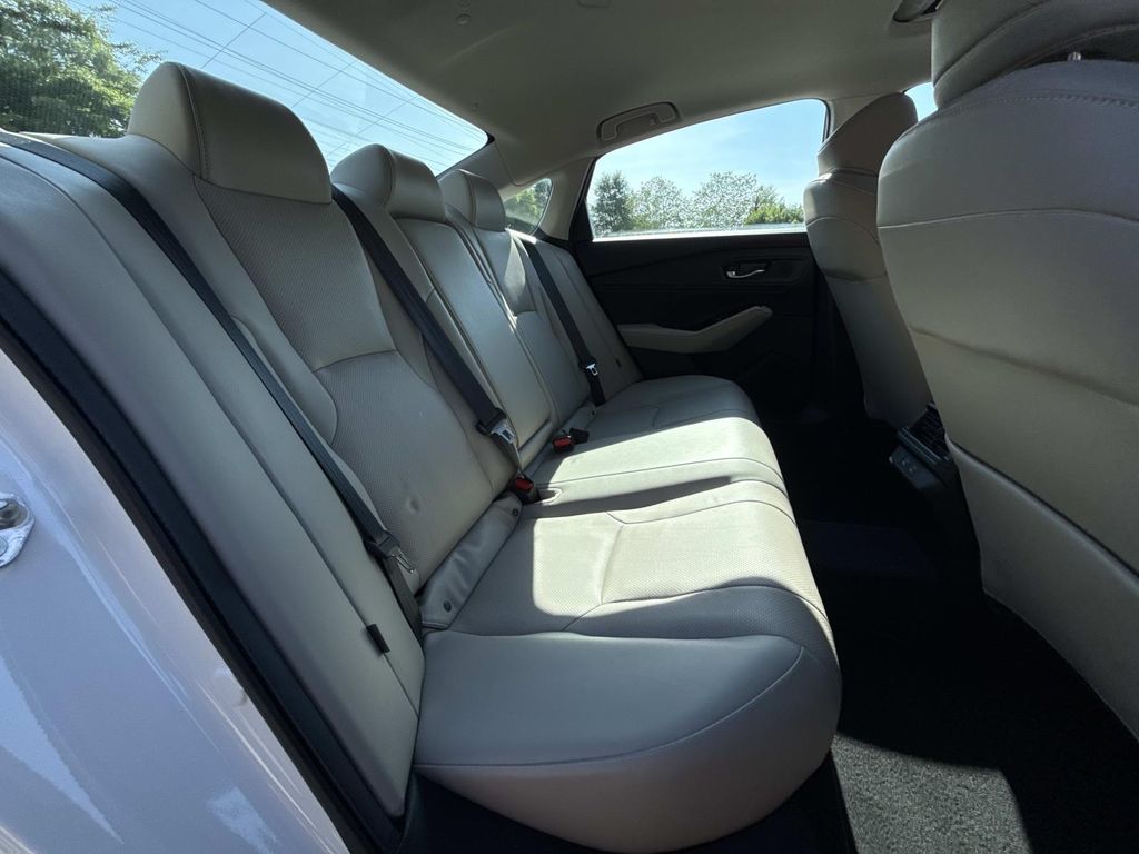 2024 Honda Accord Hybrid Touring - Photo 16
