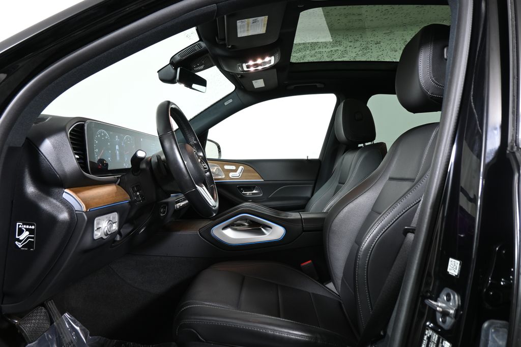 Thumbnail: 2021 Mercedes-Benz GLE - 3