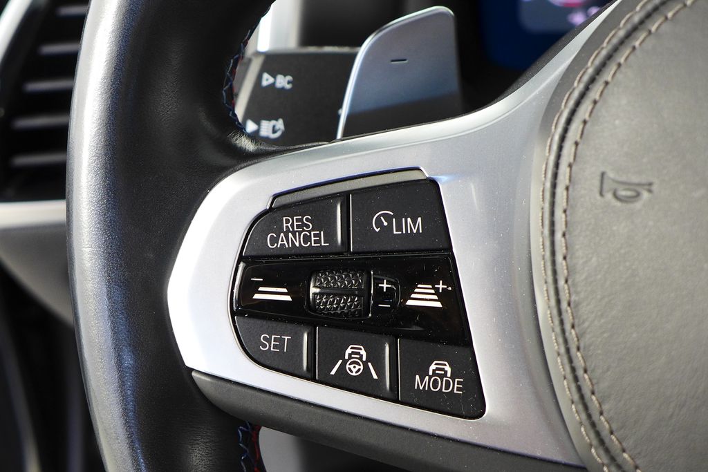 Thumbnail: 2023 BMW 8 Series - 30