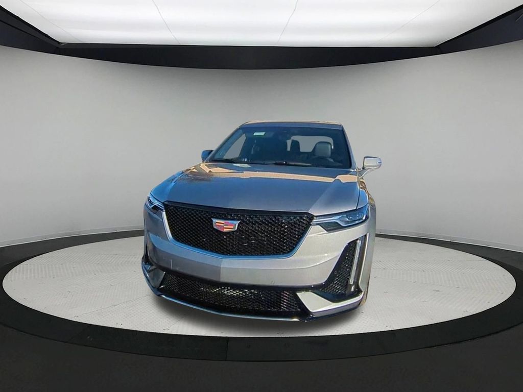 New 2024 Silver Cadillac Sport image 4