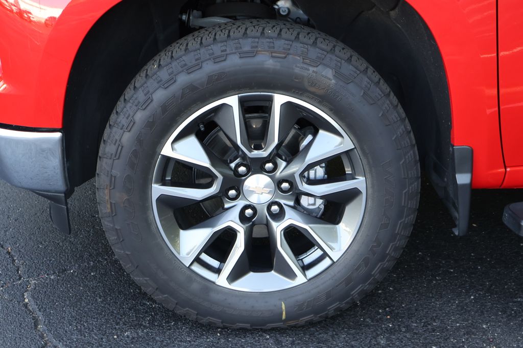 Thumbnail: 2024 Chevrolet Silverado 1500 - 14