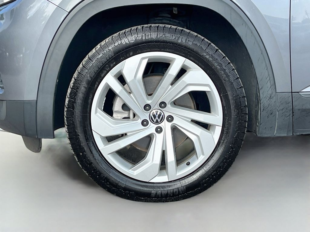 2021 Volkswagen Atlas 3.6L V6 SE w/Technology Gray at Bravo Nissan
