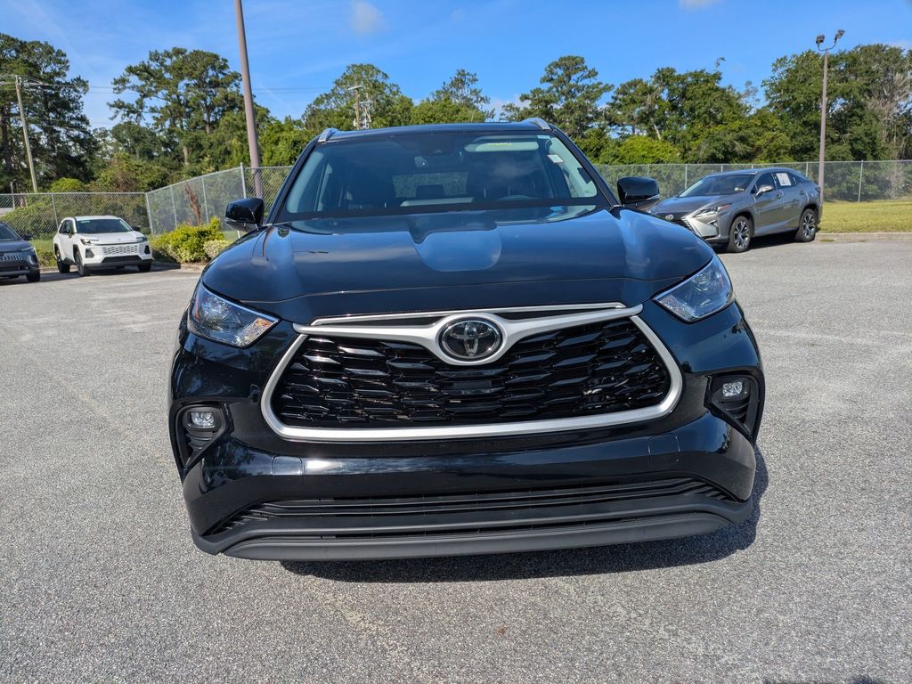 Used 2023 Toyota Highlander SUV