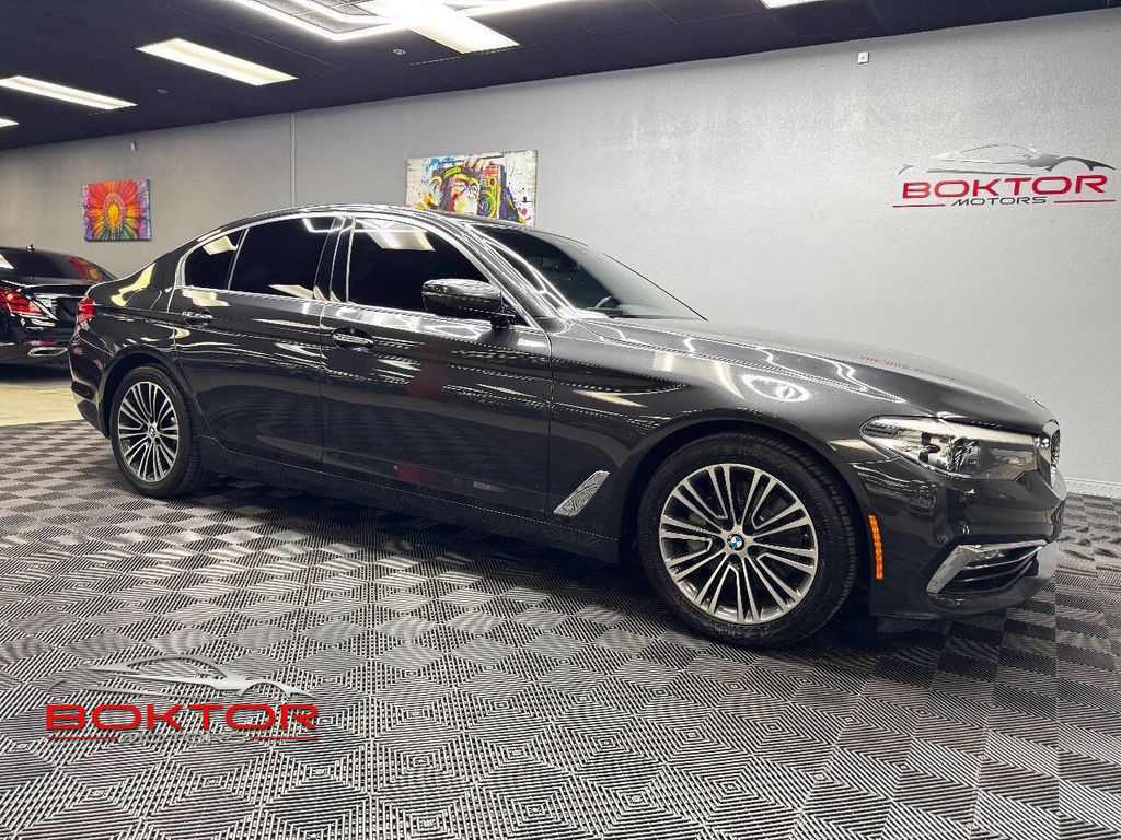 Gray (Dark Graphite) 2018 BMW 5 Series Sedan Rear-Wheel Drive 8-Speed Automatic