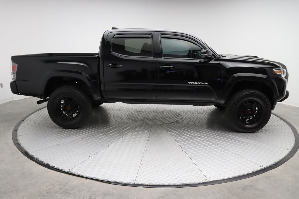 2021 Toyota Tacoma TRD Sport 6