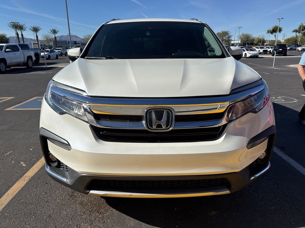 Thumbnail: 2019 Honda Pilot - 2