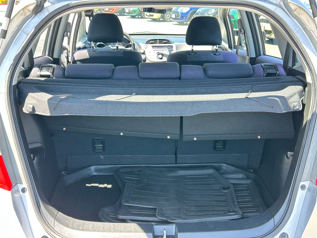 Thumbnail: 2011 Honda Fit - 29
