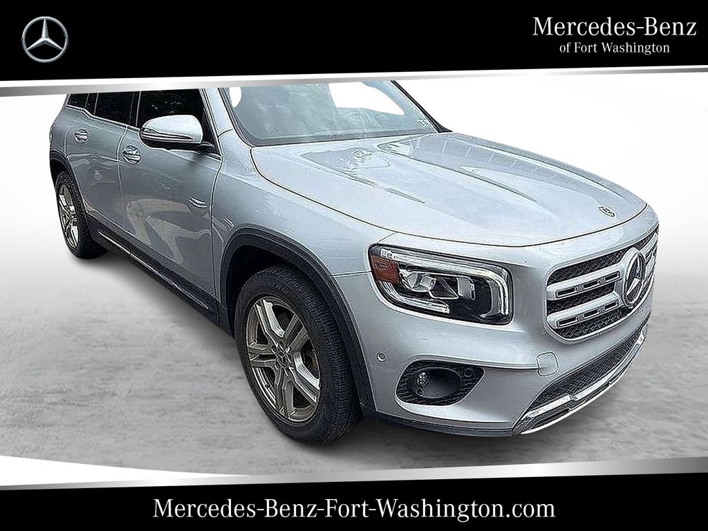 Iridium Silver Metallic 2020 Mercedes-Benz GLB 250 4MATIC SUV / Crossover All-Wheel Drive 8-Speed Automatic