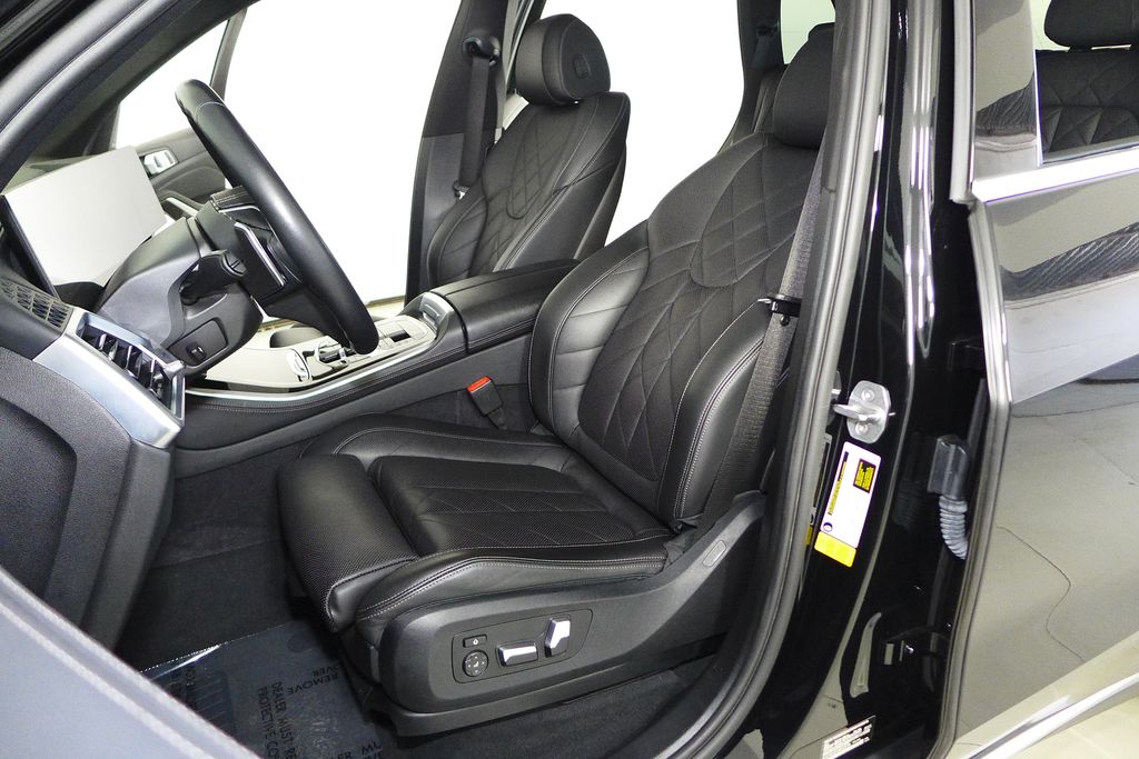 Thumbnail: 2024 BMW X5 - 22