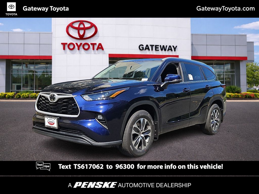 Thumbnail: 2026 Toyota Highlander - 1