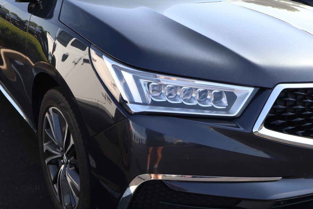 Thumbnail: 2019 Acura MDX - 4