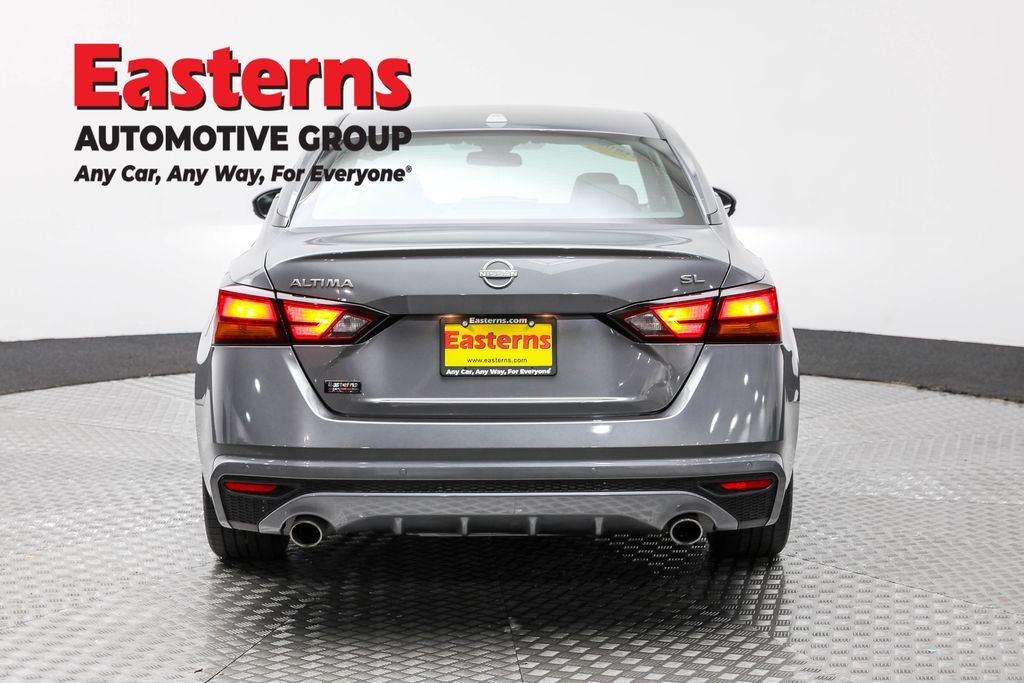 Used 2023 Gray Nissan 2.5 SL image 6