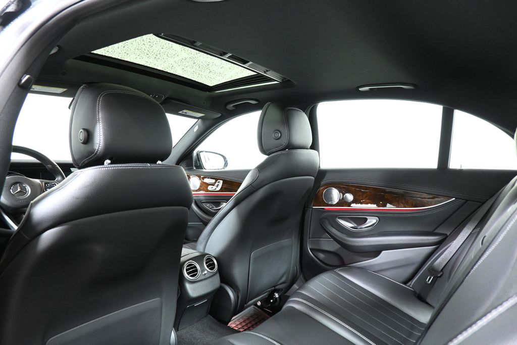 2017 Mercedes-Benz E-Class E 300 32