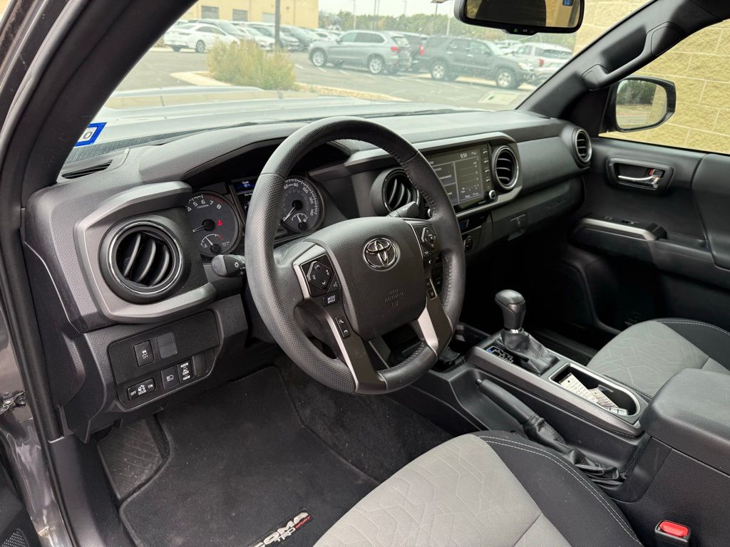 Thumbnail: 2021 Toyota Tacoma - 7