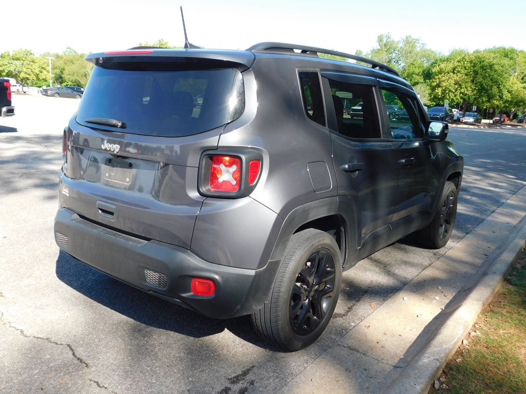 Thumbnail: 2022 Jeep Renegade - 4