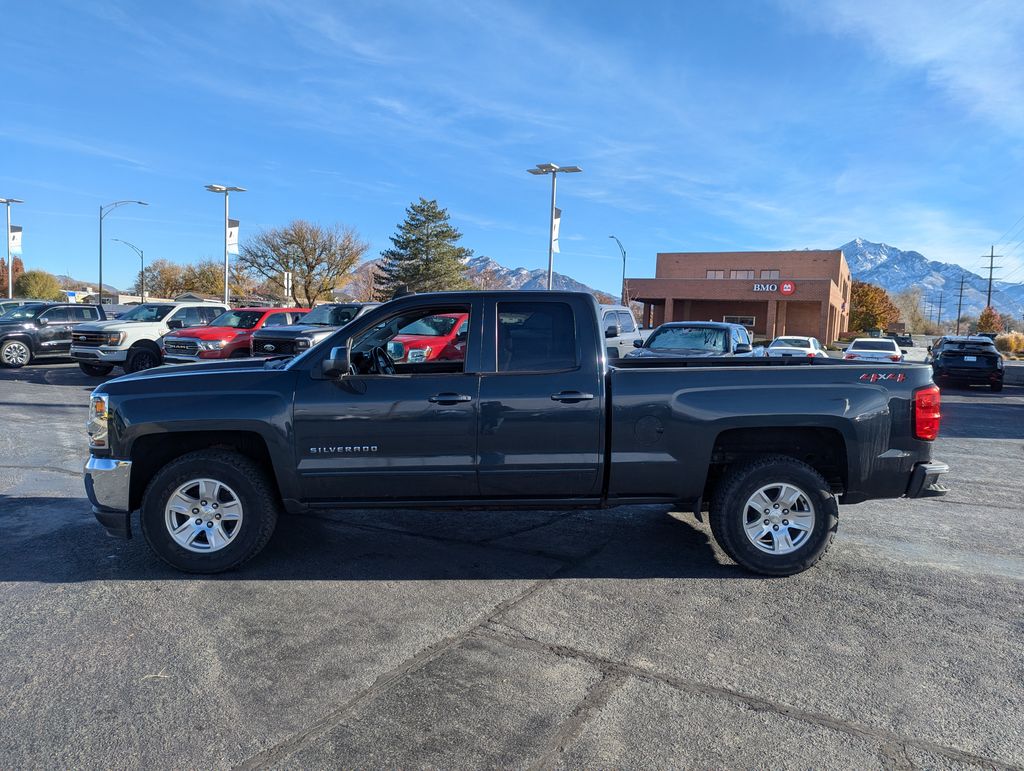 2018 Chevrolet Silverado 1500 LT 9