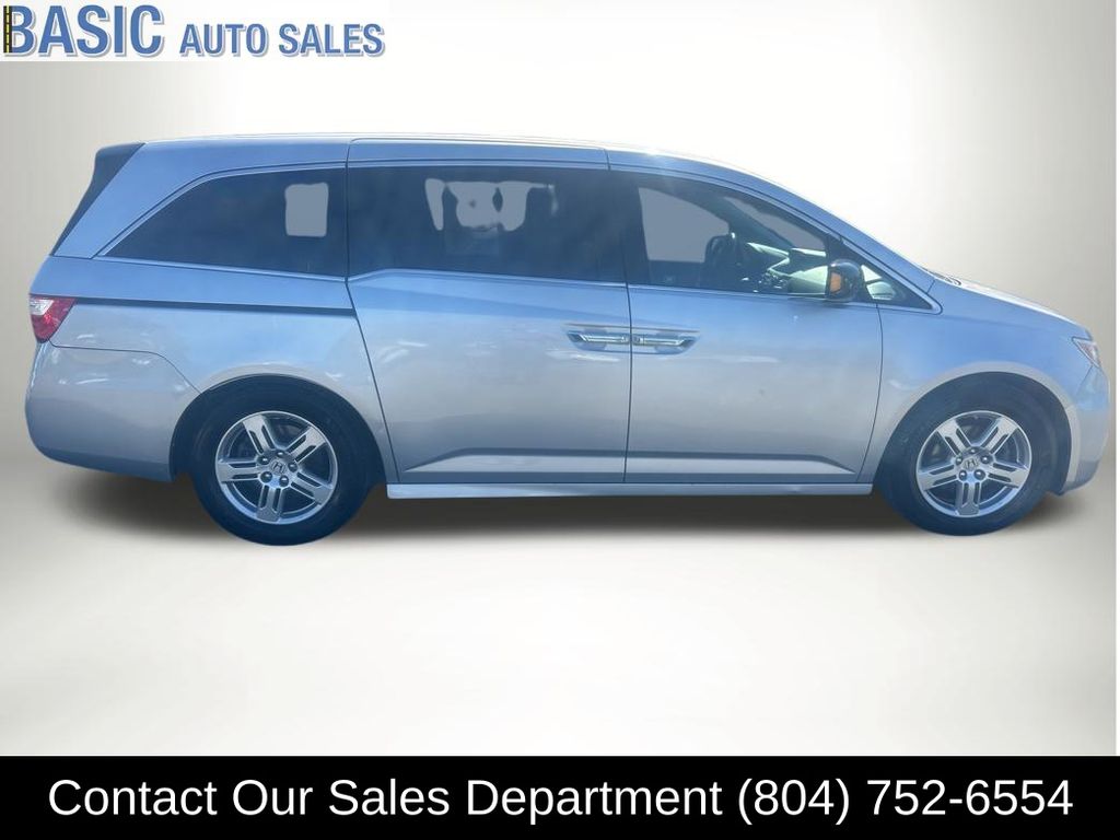 2012 Honda Odyssey Touring FWD