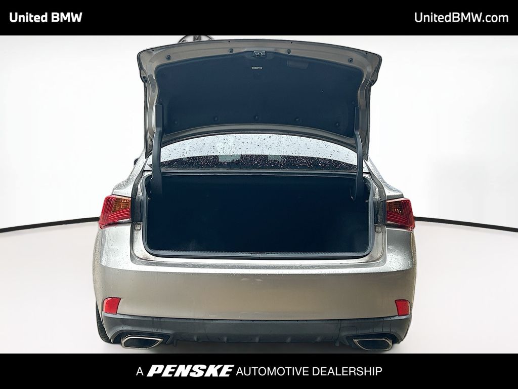 Thumbnail: 2017 Lexus IS - 13