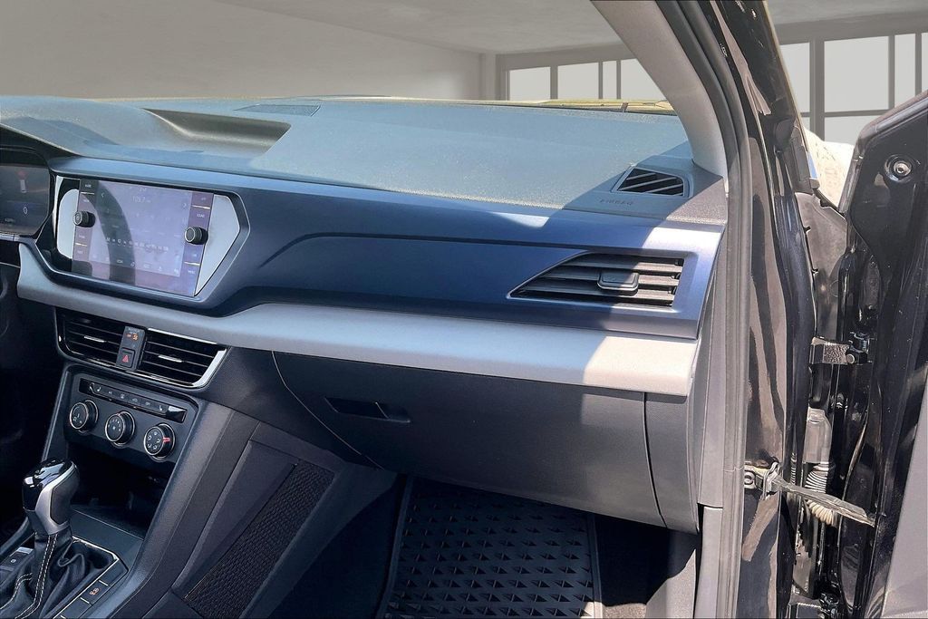 Used 2022 Volkswagen Taos SUV