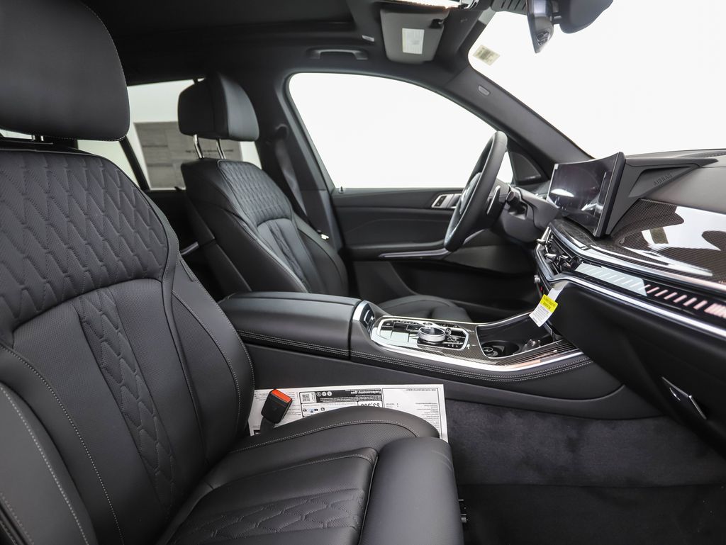 Thumbnail: 2026 BMW X5 - 32