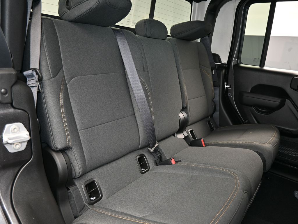 New 2026 Granite Crystal Metallic Clearcoat Jeep Willys image 31