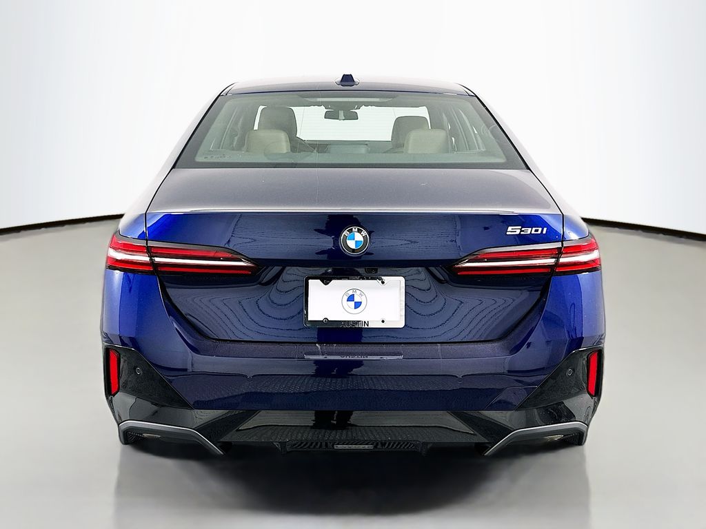 2026 BMW 5 Series 530i 6