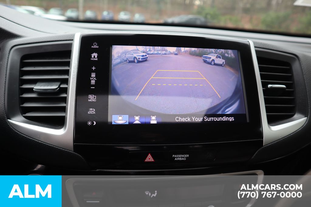 Used 2018  Honda Touring image 39