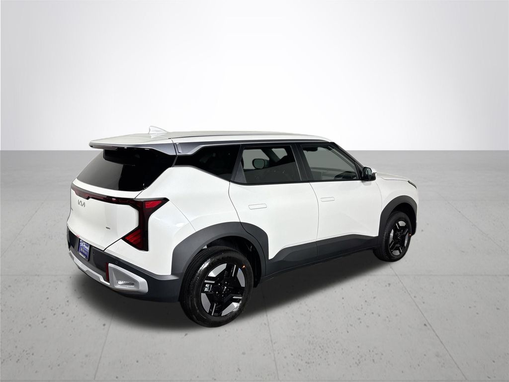 2027 Kia Seltos LX