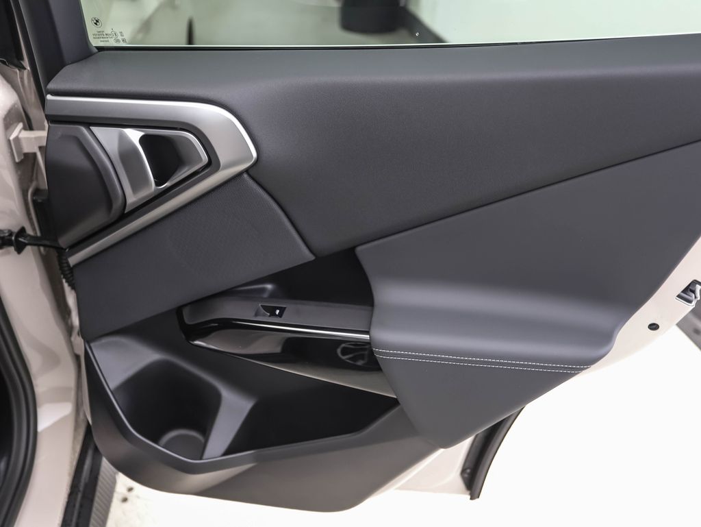 Thumbnail: 2026 BMW X3 - 23