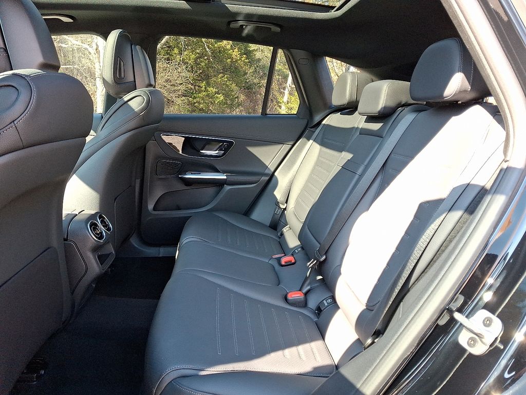 Thumbnail: 2026 Mercedes-Benz GLC - 5