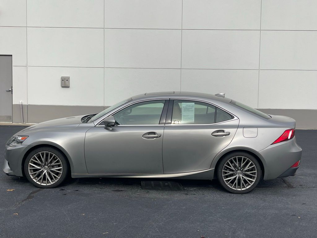 Thumbnail: 2014 Lexus IS - 2