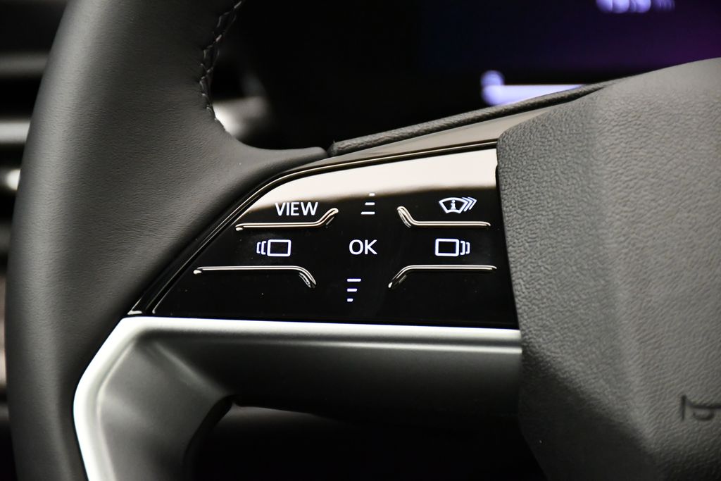 Thumbnail: 2025 Audi Q5 - 22