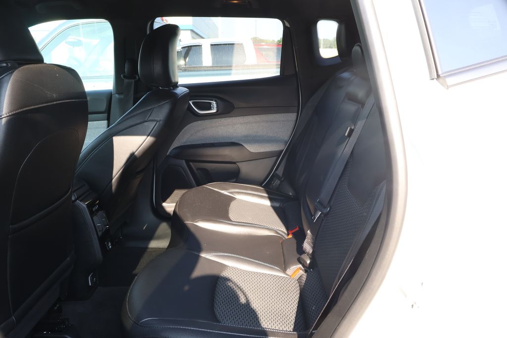 2024 Jeep Compass Latitude 31