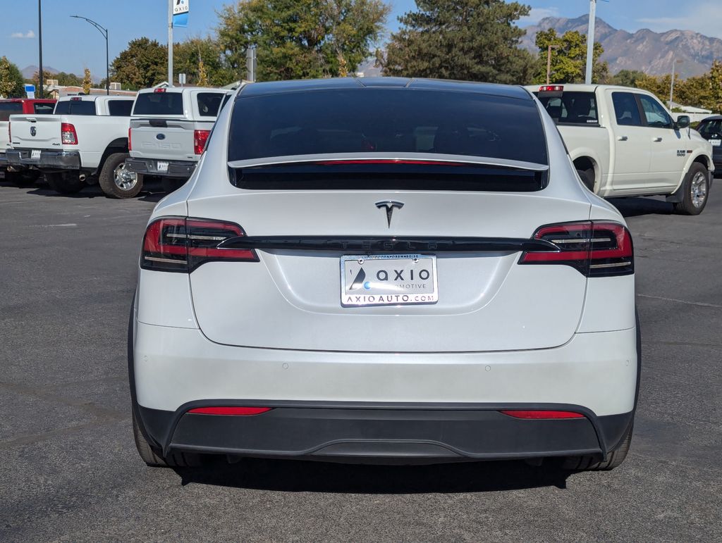 2022 Tesla Model X Base 7