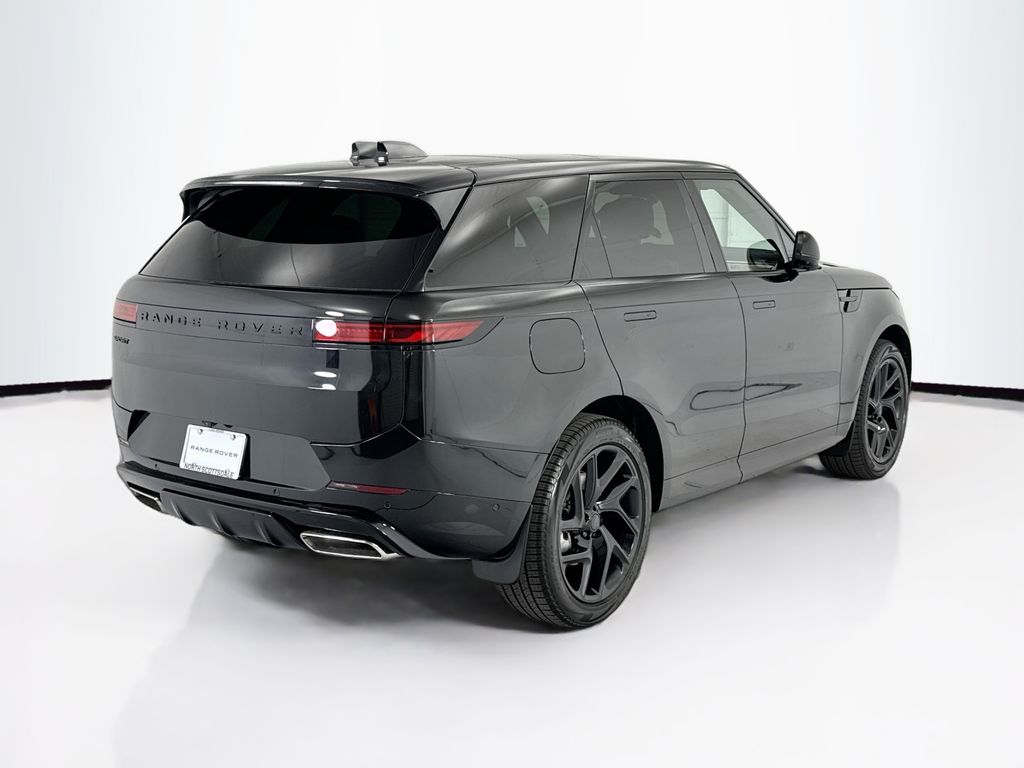 Thumbnail: 2026 Land Rover Range Rover Sport - 5