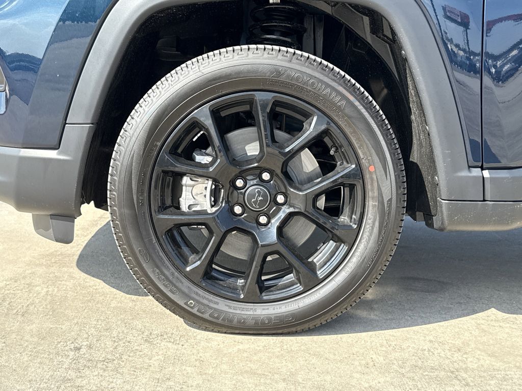 2026 Jeep Compass Latitude Blue at Victoria Chrysler Dodge Jeep Ram
