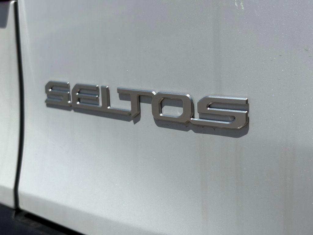 New 2026 Kia Seltos SUV