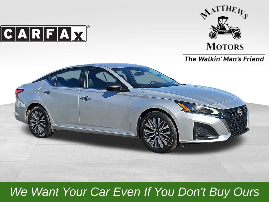 2024 Nissan Altima SV