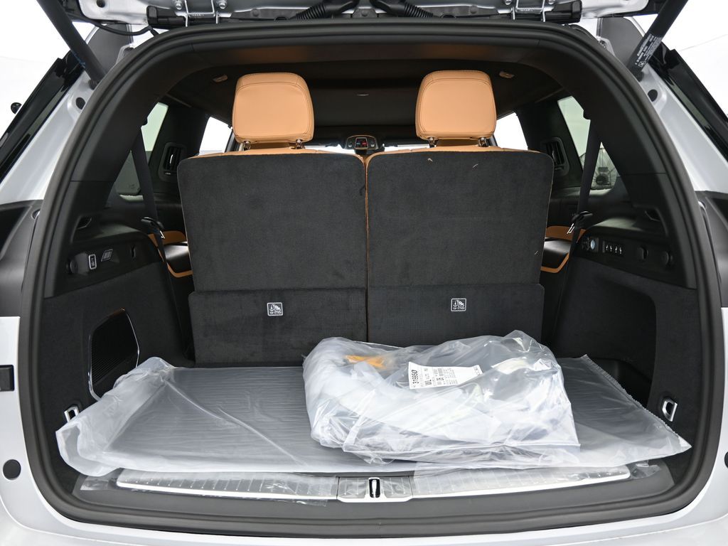 New 2025 Silver Zynith Jeep Summit image 41