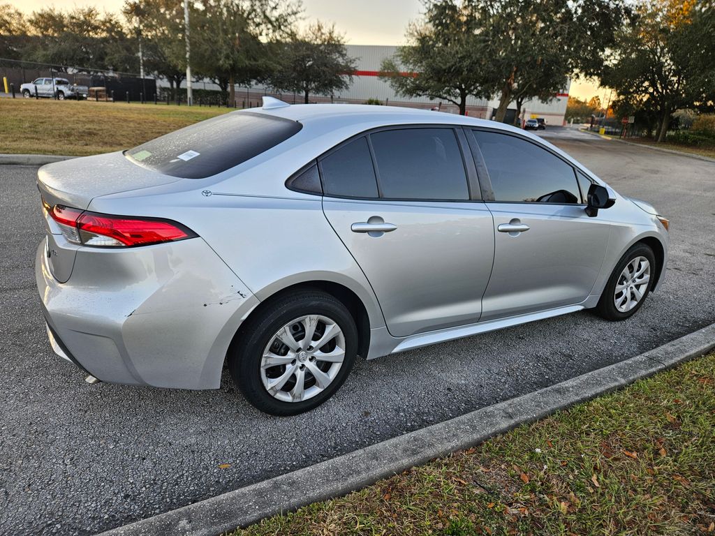 2020 Toyota Corolla LE 5